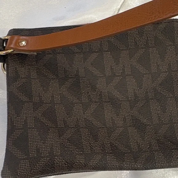 Michael Kors Collection Black and Gold Crossbody Bag - Picture 8 of 10